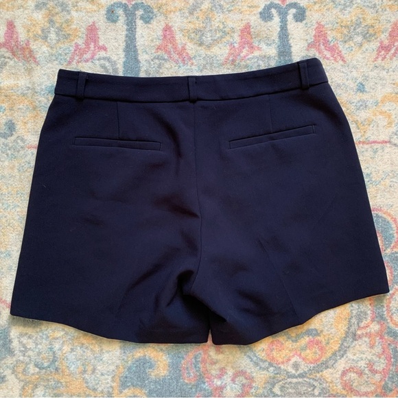Banana Republic Navy blue 5” shorts Size 6 - Picture 2 of 6
